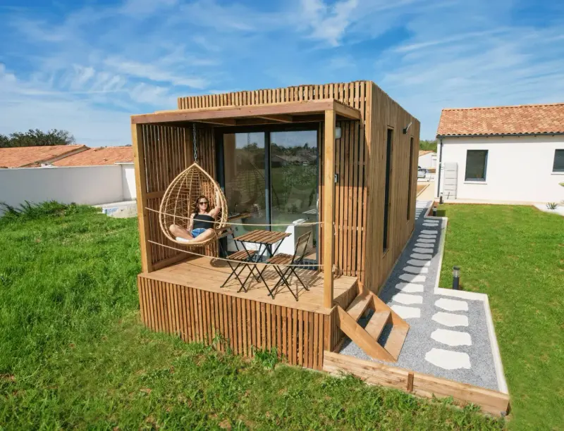 Location saisonnière de 20 m², studio en ossature bois Greenkub (Vienne)