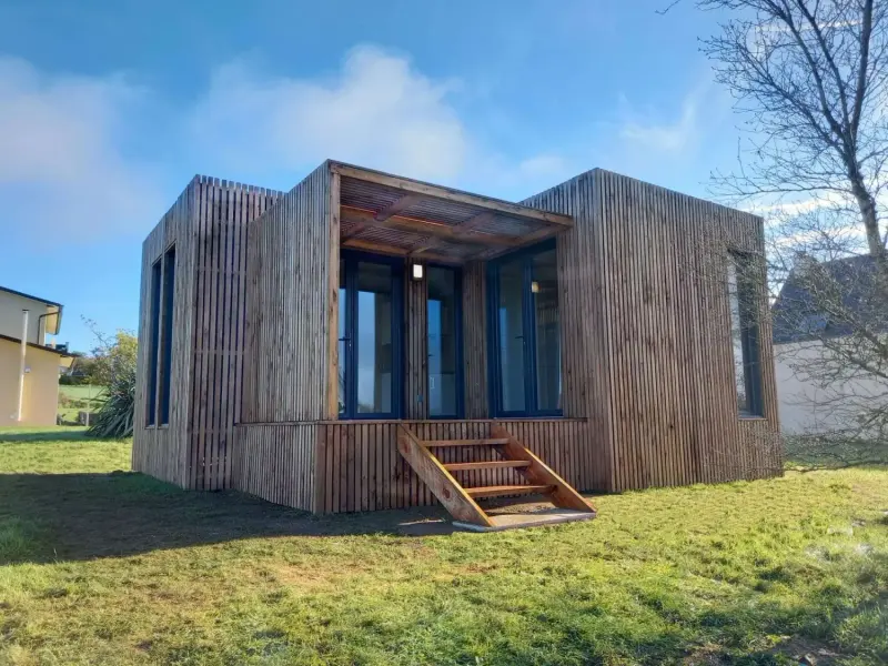 Studio de jardin en bois avec bardage