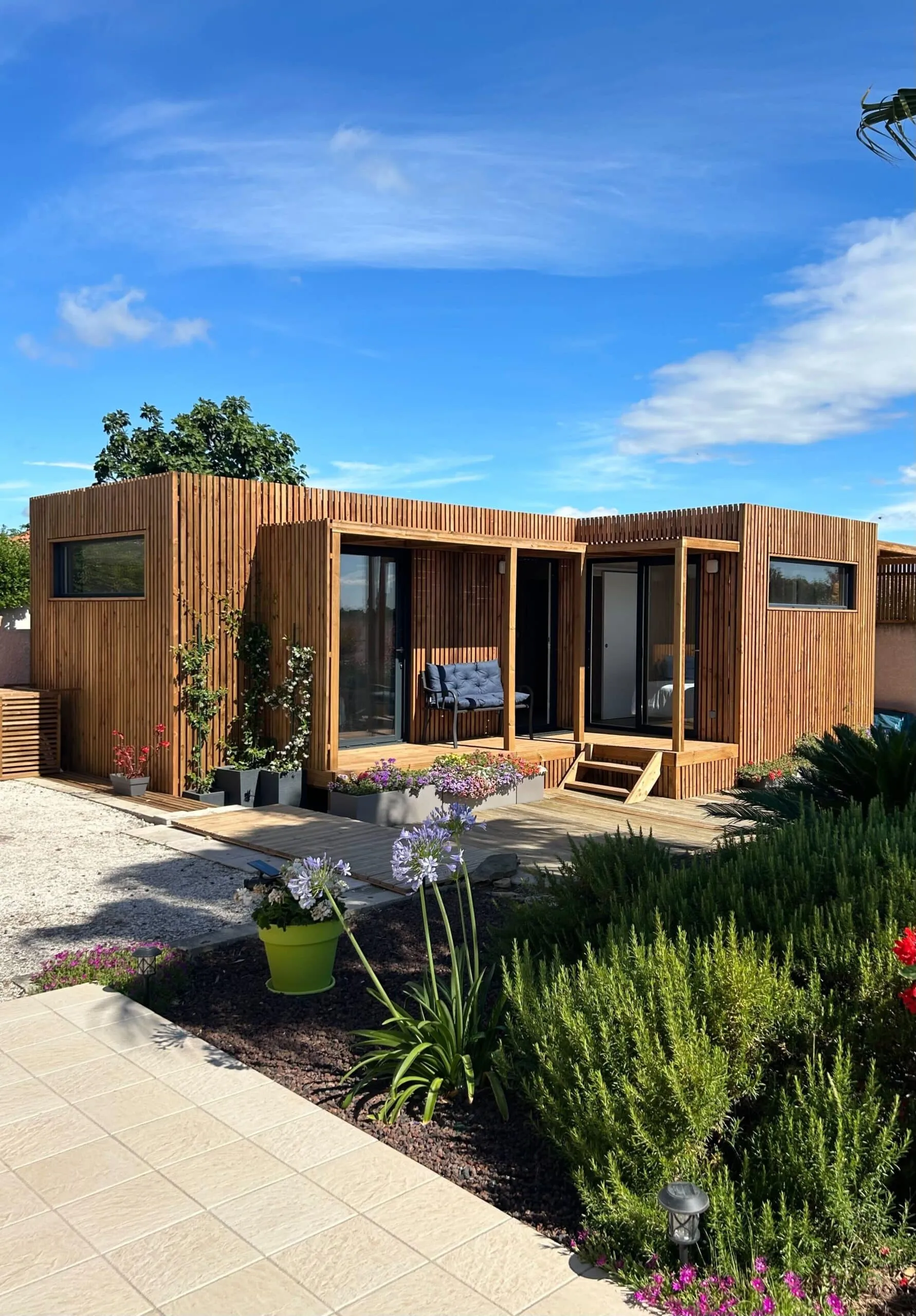 Maison autonome de 32 m², studio en ossature bois Greenkub (Aube)