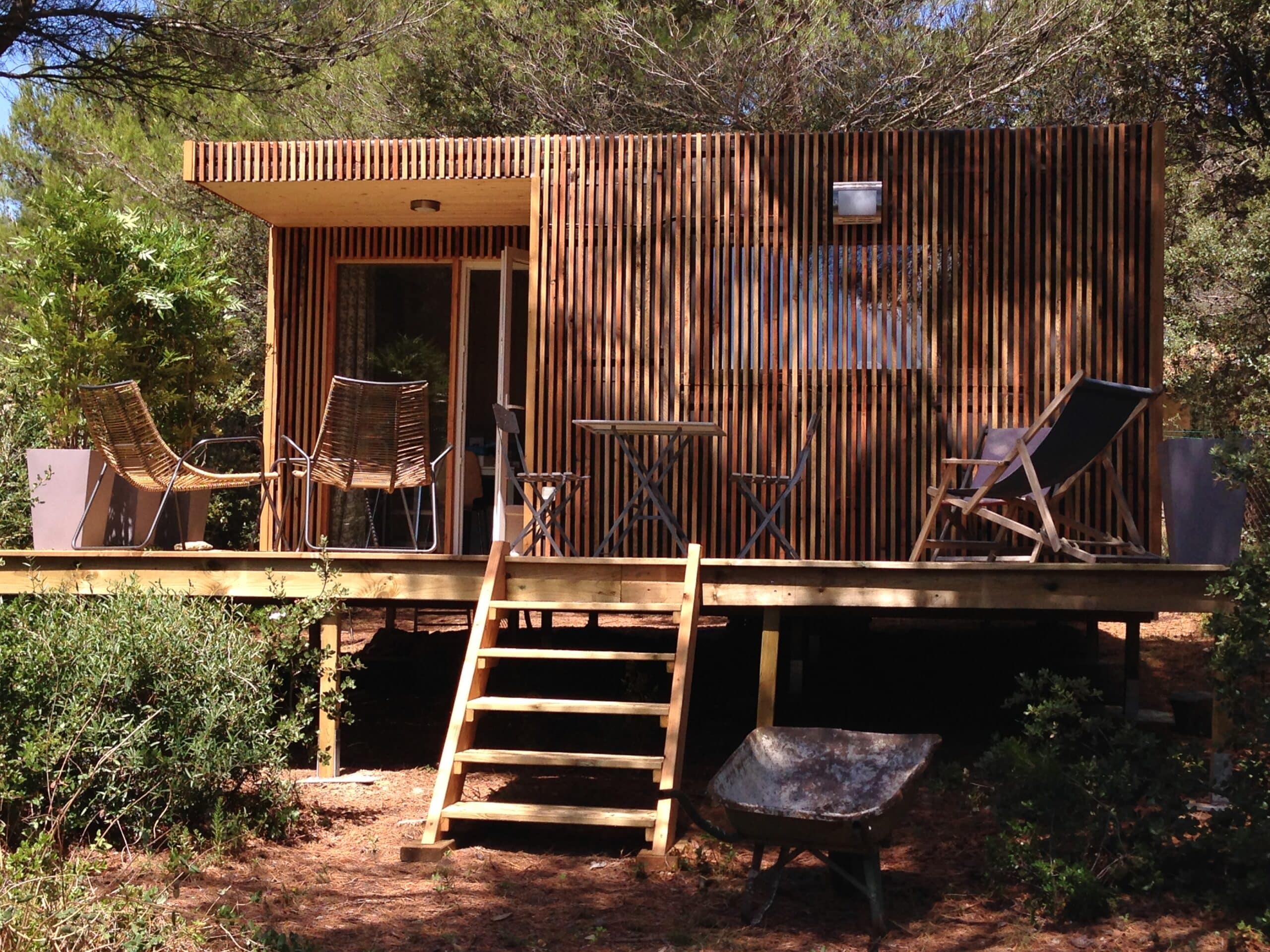 studio de jardin rak20 dans le vaucluse vue de face