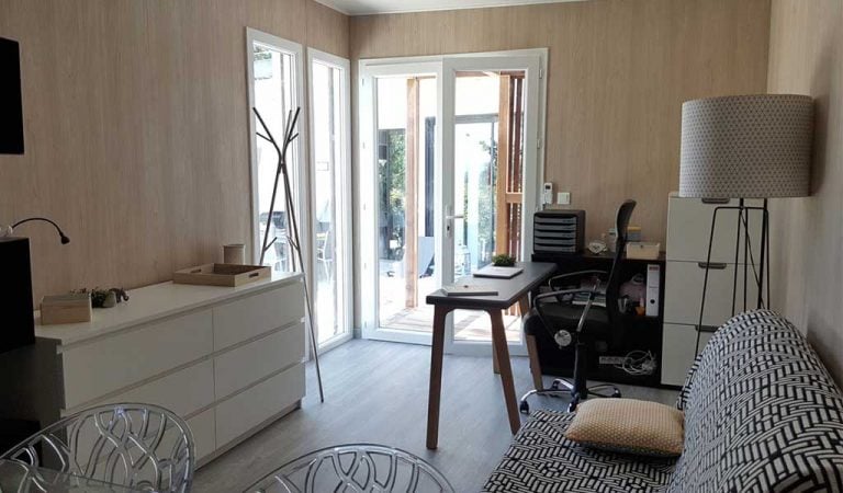 studio de jardin en bois de 11m² - entrée