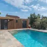 salle de bain poolhouse piscine studio de jardin 30m² alpes maritimes