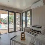 salle de bain poolhouse piscine studio de jardin 30m² alpes maritimes