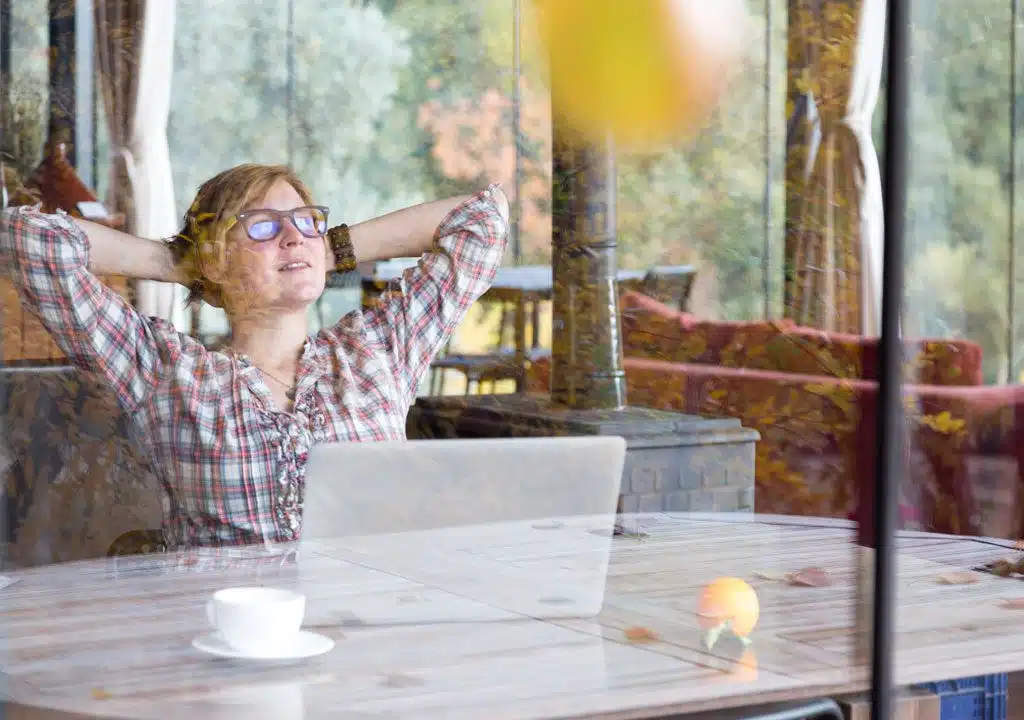 Télétravail : quand le lieu de travail se réinvente avec la distance