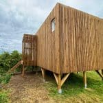 Studio de jardin en surélévation sur des pilotis