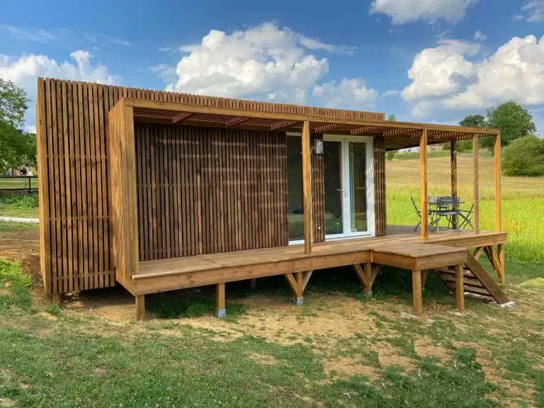 Studio de jardin de 20m2 avec toiture végétalisé