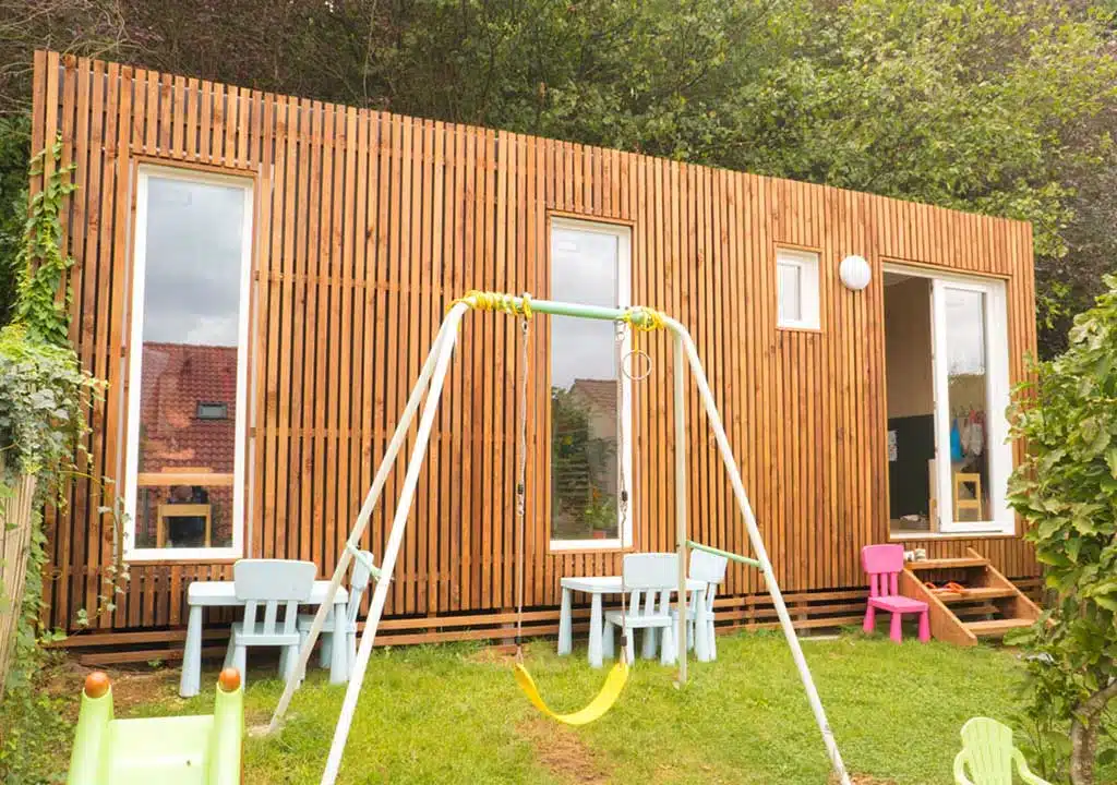 Studio de jardin comme micro-crèche