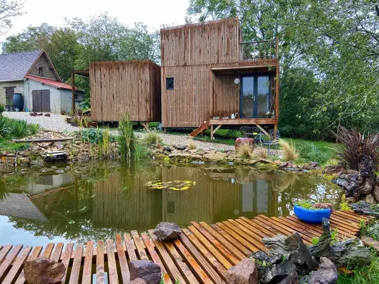 2 studios de jardin dans 36