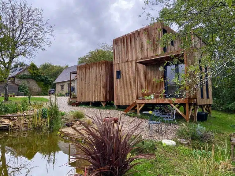 2 studios de jardin dans 36