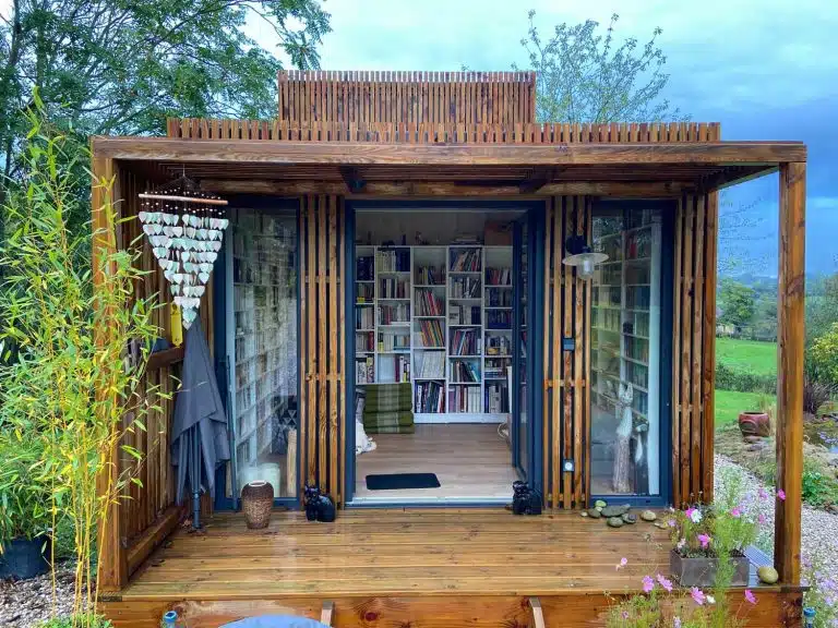 2 studios de jardin dans 36