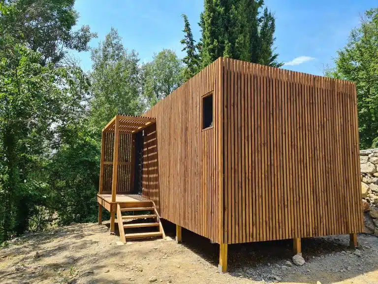 Studio de jardin en location dans le 06