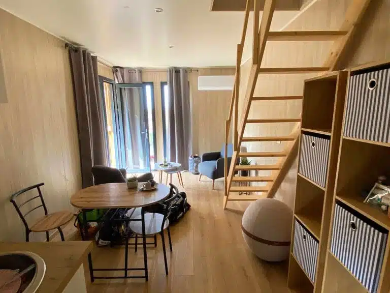 Pièce de vie d'une chambre d'hôte