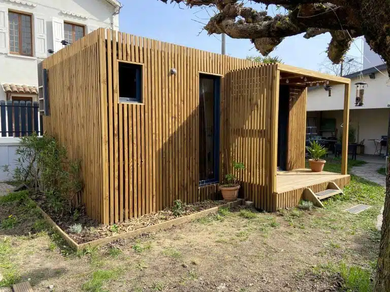 Studio de jardin de 20m2 avec une pergola