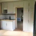 Cuisine premium dans un studio en bois