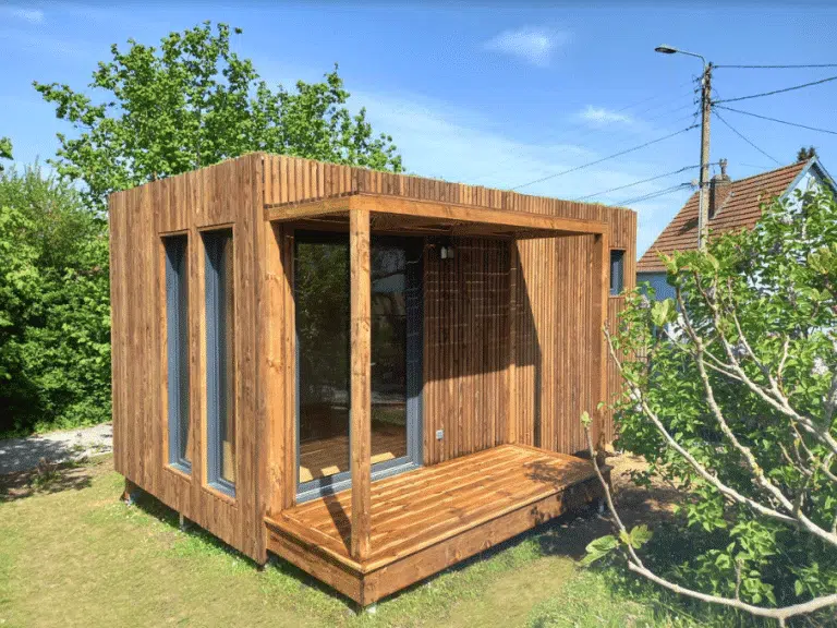 Studio de jardin de 20m2 avec une pergola