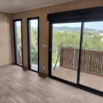 Intérieur d'un studio en bois