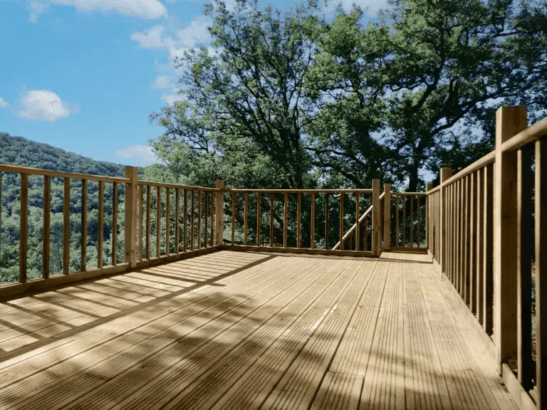 Terrasse d'un studio de jardin