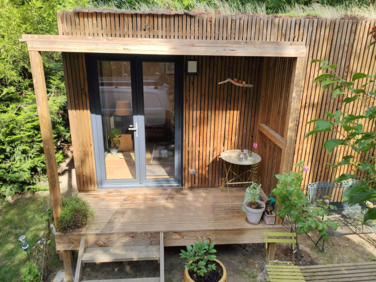 Studio de jardin avec des plantes