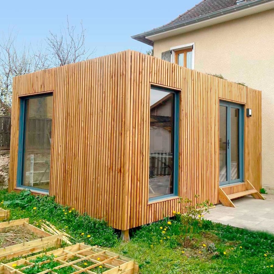 Extension de maison en bois Greenkub sur maison pavillonnaire