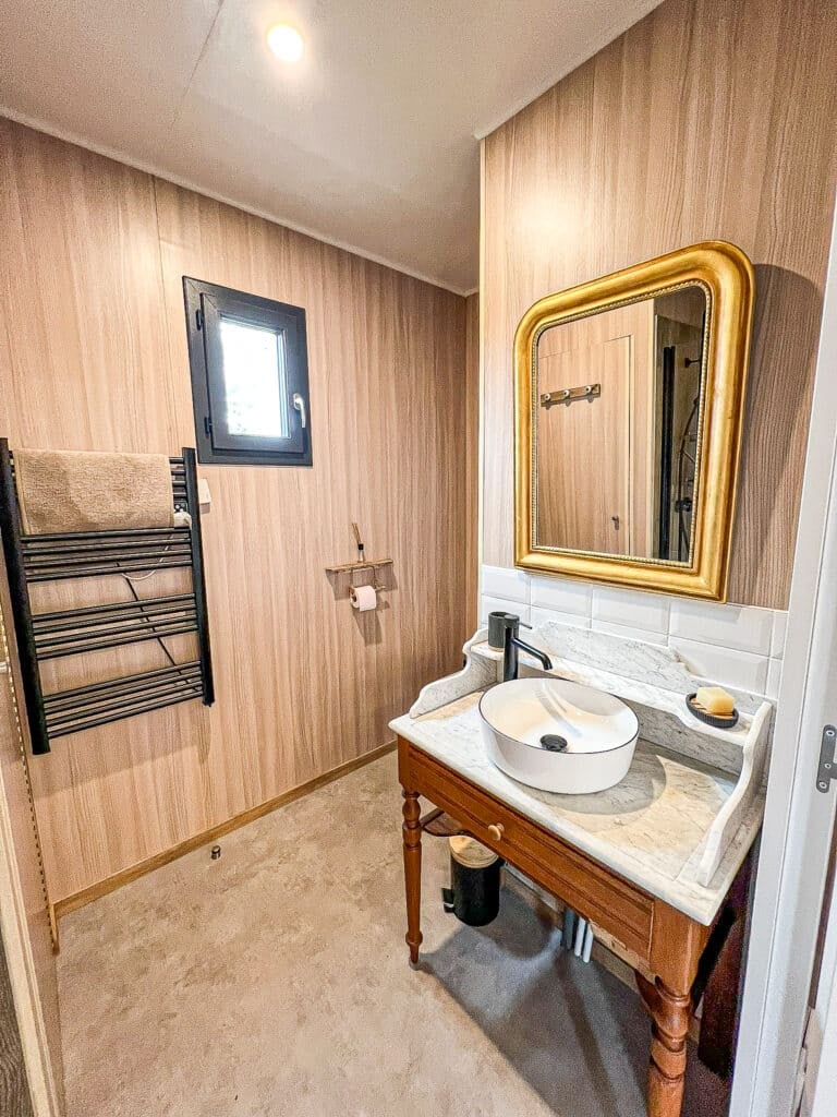 Salle de bain moderne