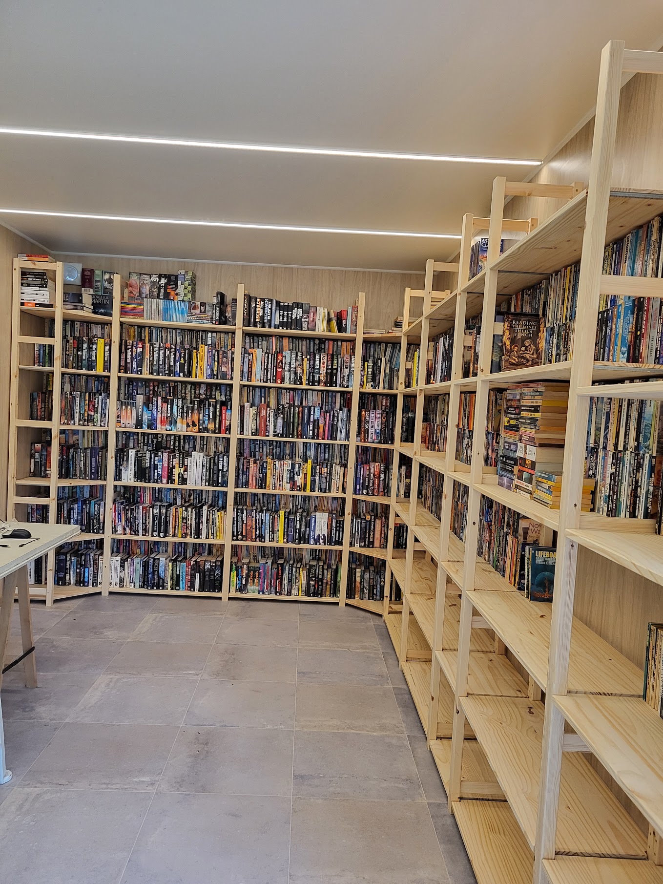 studio Greenkub bibliothèque
