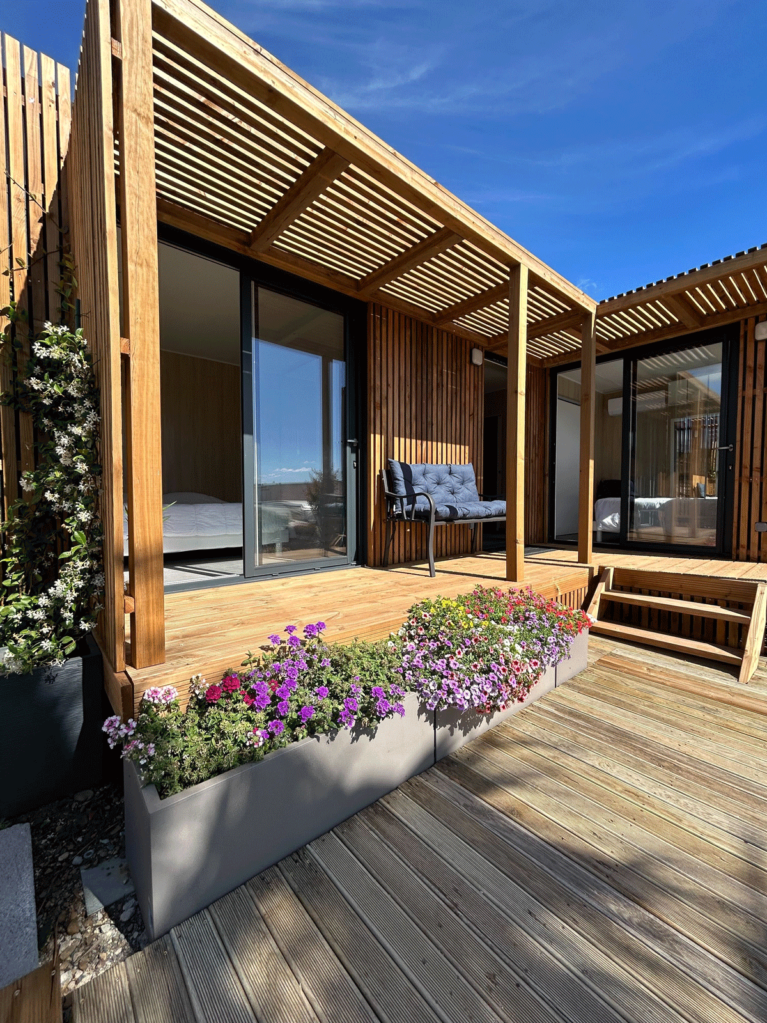 Terrasse d'une maison en bois