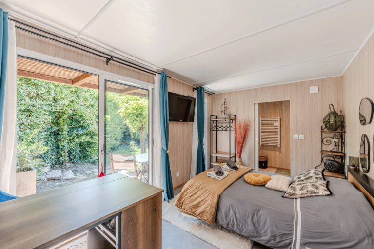 Espace de vie aménagé dans une construction bois