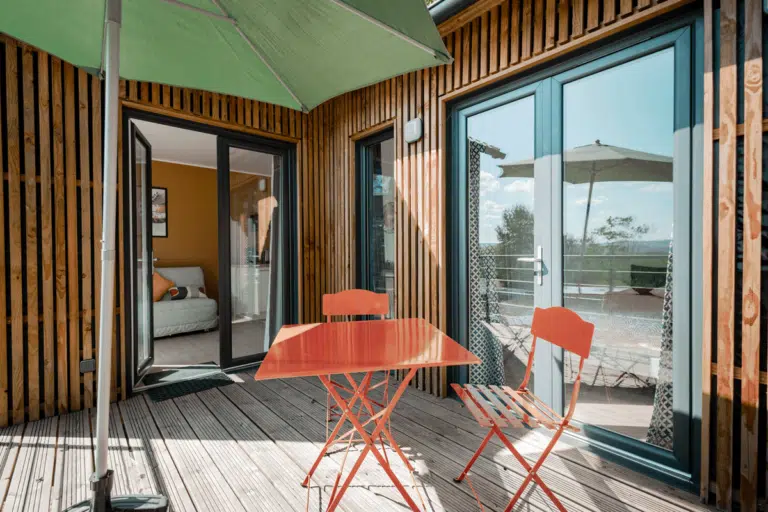 Terrasse d'une maison en bois